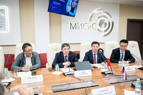 Делегация из Шэньянского химико-технологического университета