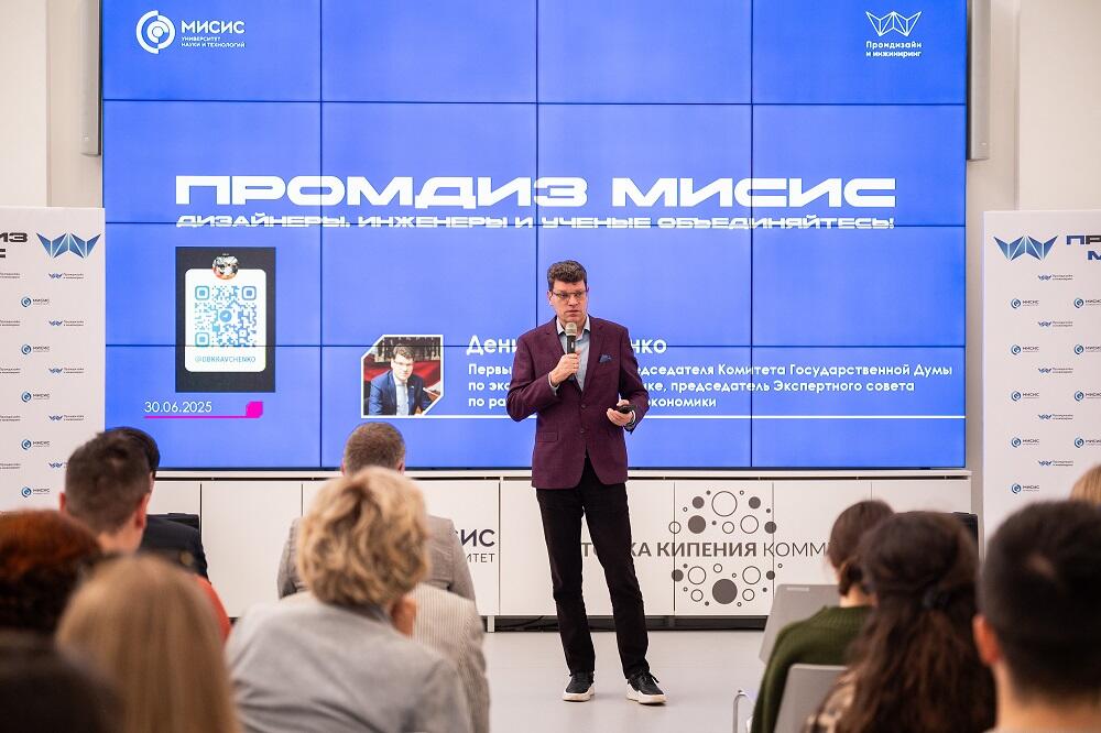 Денис Кравченко на сцене