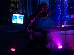 Интерактивная инсталляция с AI-механиками «Знакомьтесь, Толик vol.3»