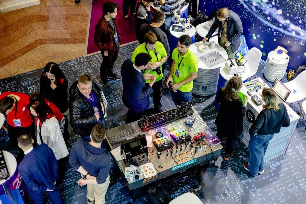 стенды на фестивале Наука 0+