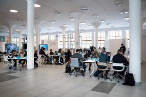 Студенты на MISIS Robotics Week