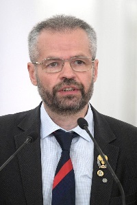 Хазанов Ефим Аркадьевич